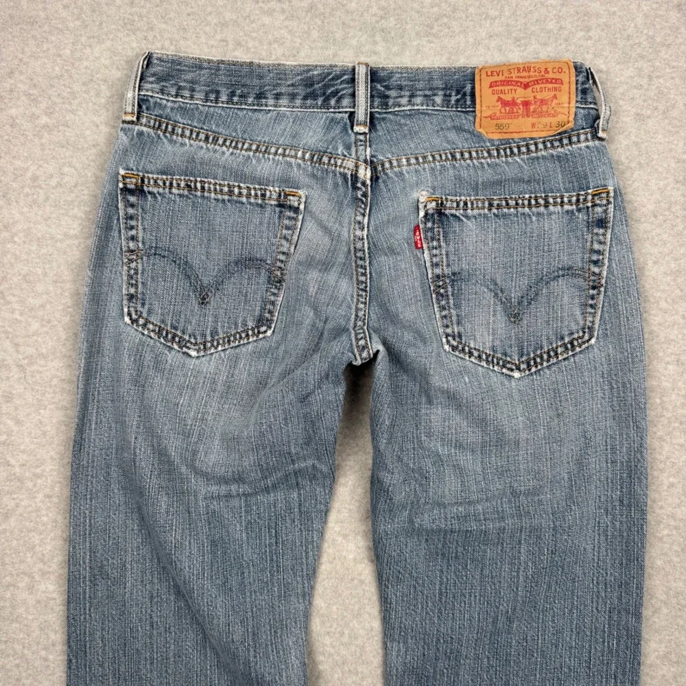 Levis 559 Relaxed Straight Jeans Mens 29x30 Light Wash Blue Denim Y2K VTG
